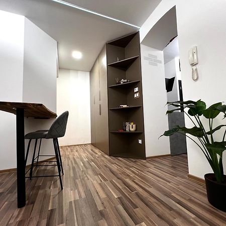 Palackeho Lobby Apartment Olomouc Esterno foto